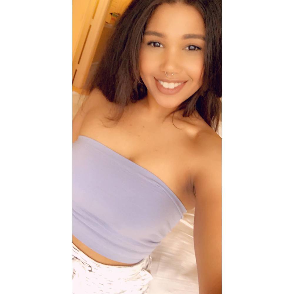 Meet your Posher, Hannah